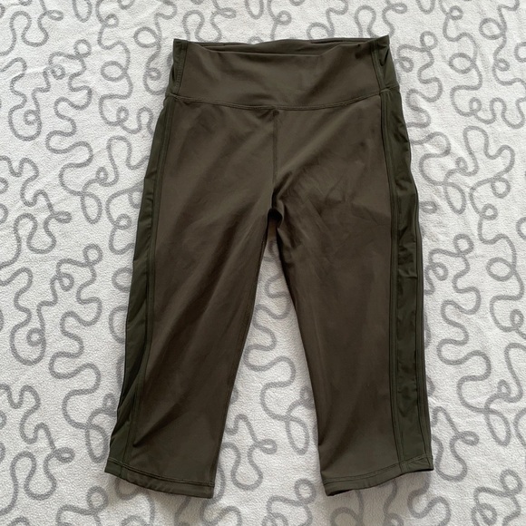 lululemon athletica Pants - Lululemon Dark Olive Squad Goals 17” Crop